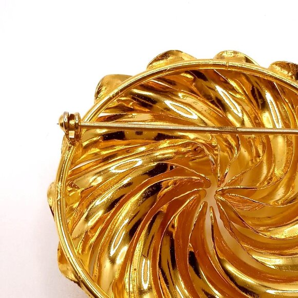 Vintage Brooch Open Swirl Gold-Tone Repaired Brooch Lapel Pin 2" Diameter - Picture 5 of 6
